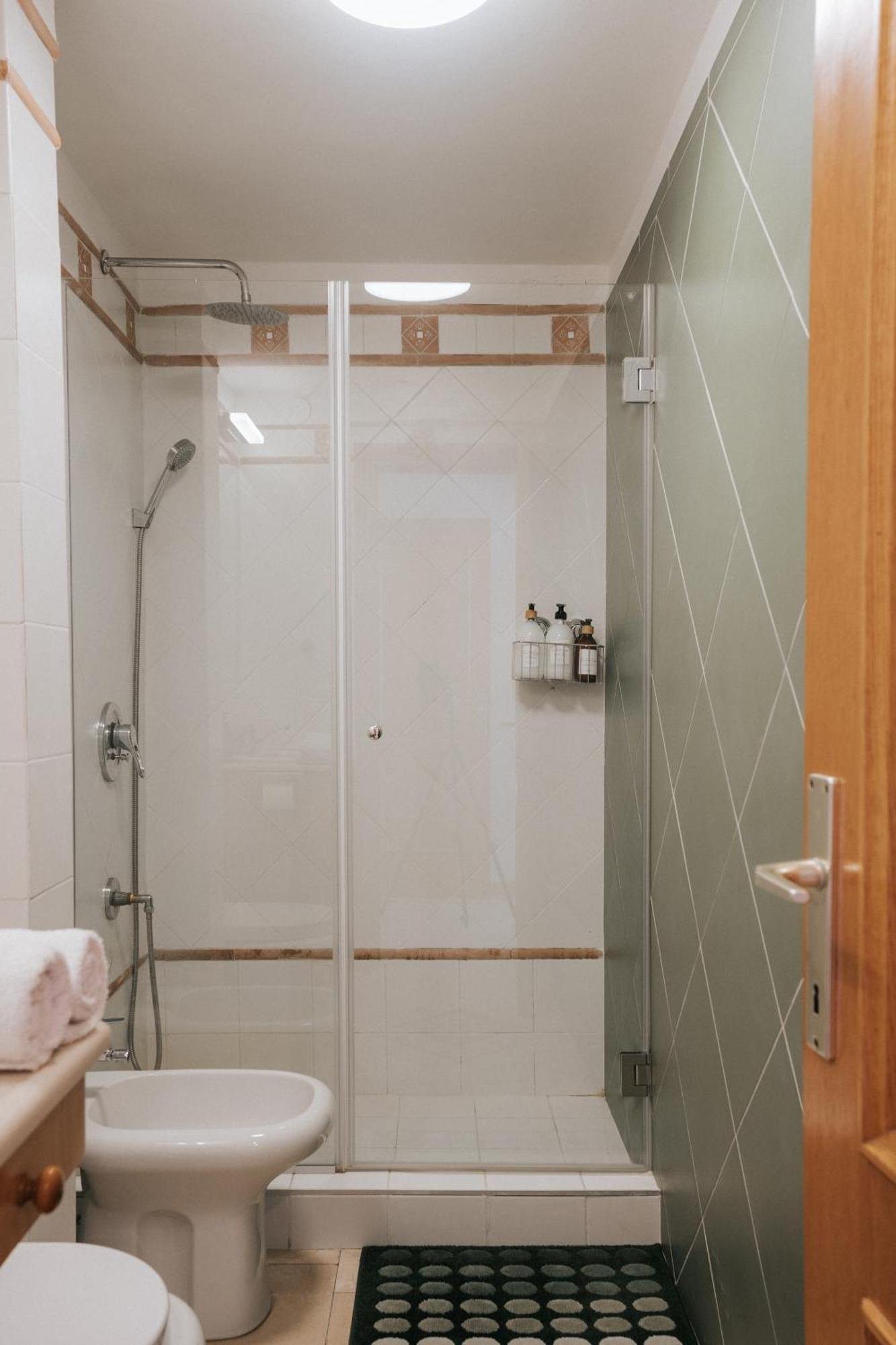 Meir Dizengoff Residence With Shelter เทลอาวีฟ ภายนอก รูปภาพ